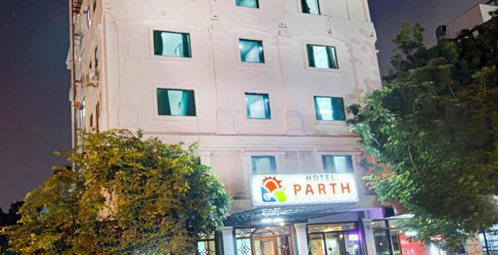 Hotel Parth Residency Ahmedabad Exterior foto